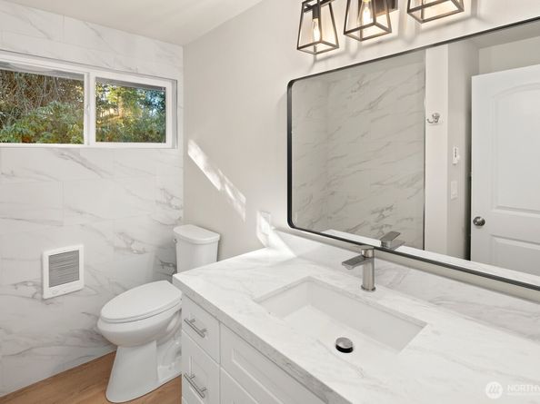 845 Kirkland Way, Kirkland WA 98033