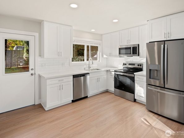 845 Kirkland Way, Kirkland WA 98033