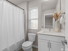 18791 67th Drive NE 6, Kenmore WA 98028
