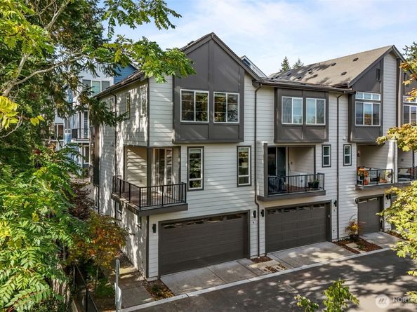 18791 67th Drive NE 6, Kenmore WA 98028