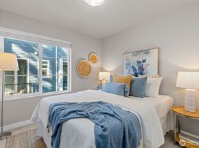 18791 67th Drive NE 6, Kenmore WA 98028