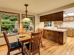 17521 7th Avenue W, Bothell WA 98012
