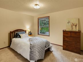 17521 7th Avenue W, Bothell WA 98012