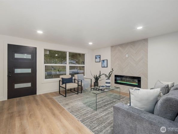 10459 NE 142nd Street, Kirkland WA 98034