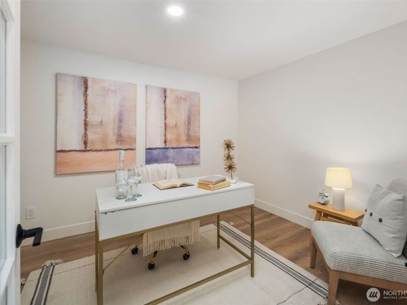 10459 NE 142nd Street, Kirkland WA 98034