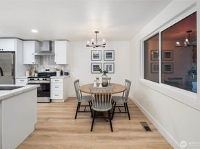 10459 NE 142nd Street, Kirkland WA 98034