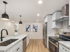 10459 NE 142nd Street, Kirkland WA 98034