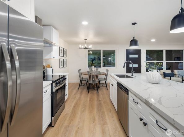 10459 NE 142nd Street, Kirkland WA 98034