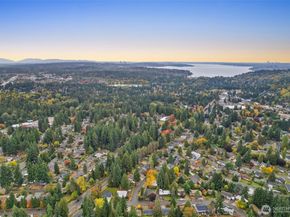 10459 NE 142nd Street, Kirkland WA 98034