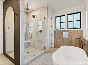 4103 43rd Avenue NE, Seattle WA 98105