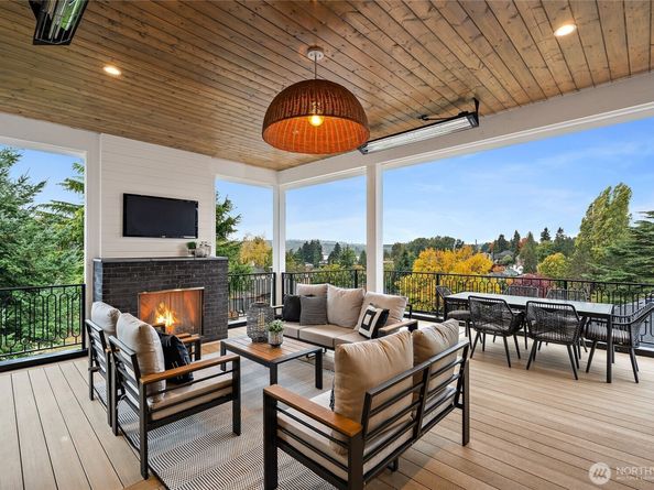 4103 43rd Avenue NE, Seattle WA 98105