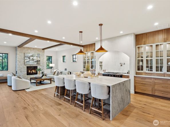 4103 43rd Avenue NE, Seattle WA 98105