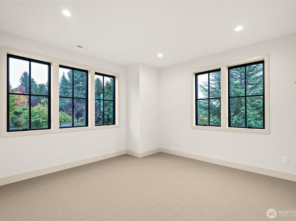4103 43rd Avenue NE, Seattle WA 98105