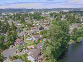 932 Pike Place NE, Auburn WA 98002