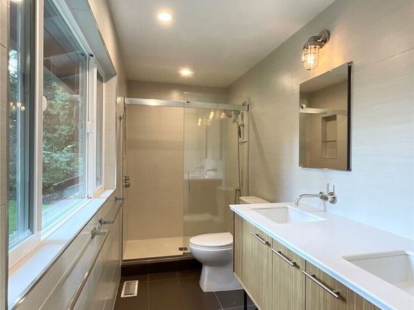 22829 NE 152nd Place, Woodinville WA 98077