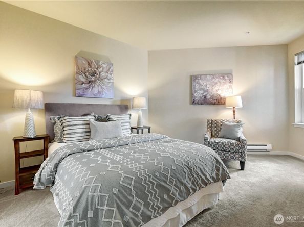 16141 Cleveland Street 417, Redmond WA 98052
