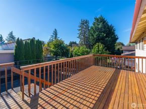 817 S 28th Court, Renton WA 98055