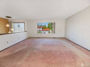 817 S 28th Court, Renton WA 98055