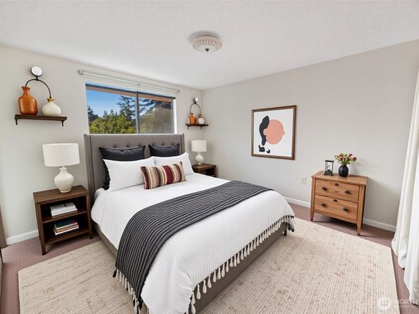 817 S 28th Court, Renton WA 98055