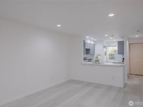 26254 114th Lane SE 27, Kent WA 98030