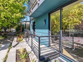 216 21st Avenue E, Seattle WA 98112