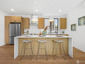 216 21st Avenue E, Seattle WA 98112