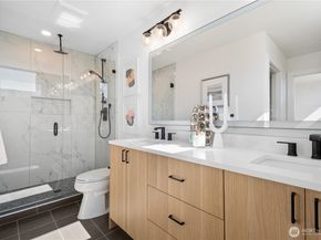 216 21st Avenue E, Seattle WA 98112