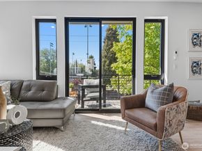 216 21st Avenue E, Seattle WA 98112
