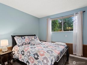 16445 Ambaum Boulevard S, Burien WA 98148
