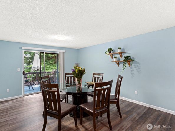 16445 Ambaum Boulevard S, Burien WA 98148