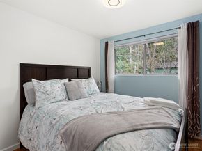 16445 Ambaum Boulevard S, Burien WA 98148
