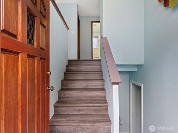 16445 Ambaum Boulevard S, Burien WA 98148