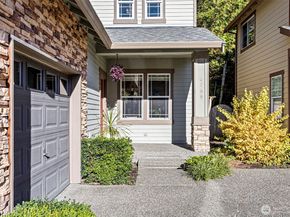 10769 221st Lane NE 18, Redmond WA 98053