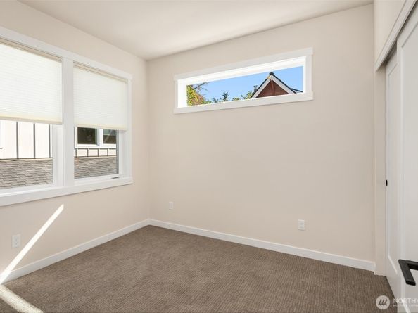 11526 38th Avenue NE, Seattle WA 98125