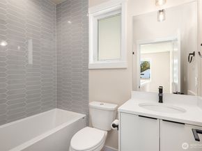 11526 38th Avenue NE, Seattle WA 98125