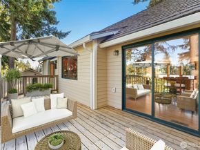 212 SW 327th Place, Federal Way WA 98023