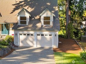 212 SW 327th Place, Federal Way WA 98023