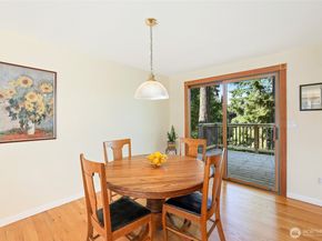 212 SW 327th Place, Federal Way WA 98023