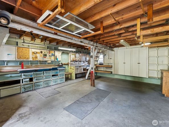 15620 21st Avenue SW, Burien WA 98166