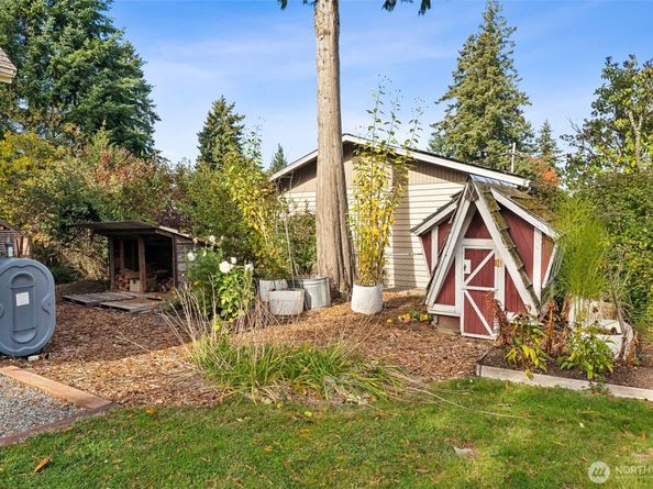 15620 21st Avenue SW, Burien WA 98166