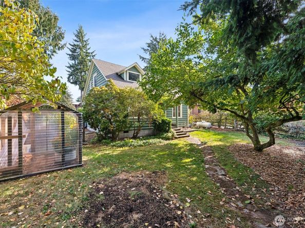 15620 21st Avenue SW, Burien WA 98166