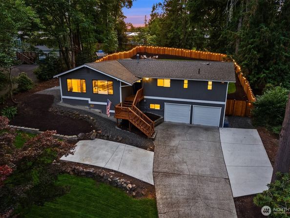 15039 206th Avenue SE, Renton WA 98059