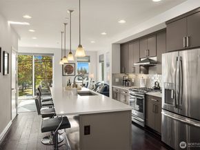 3300 NE 65th Street 211, Seattle WA 98115