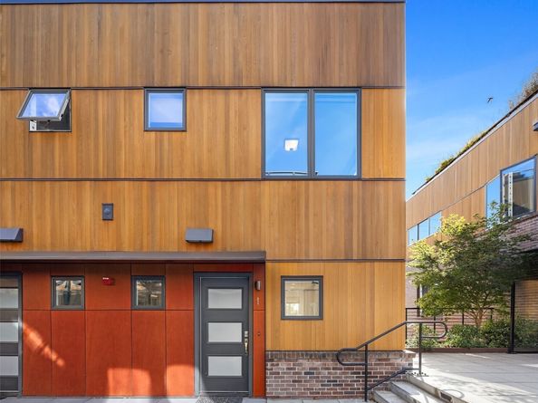3300 NE 65th Street 211, Seattle WA 98115