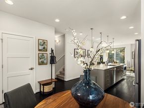 3300 NE 65th Street 211, Seattle WA 98115