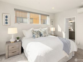 3300 NE 65th Street 211, Seattle WA 98115