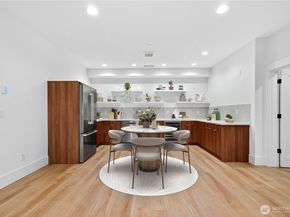 1642 205th Place NE, Sammamish WA 98074