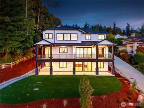 1642 205th Place NE, Sammamish WA 98074