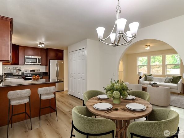 20015 108th Avenue NE, Bothell WA 98011