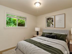 20015 108th Avenue NE, Bothell WA 98011